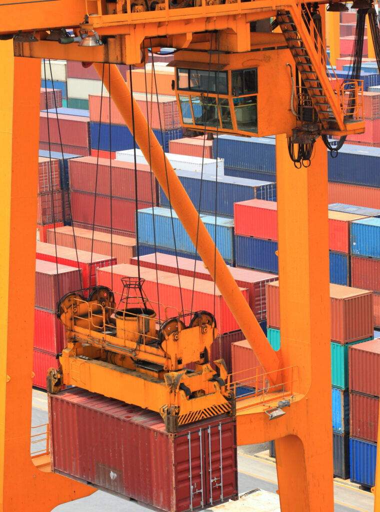 container operation in port series